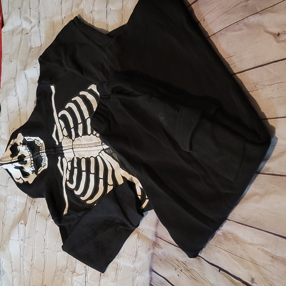 🌸 2 for $20 Item 🌸 Boys Size 10/12 Skeleton Hoodie & Starter Cargo Sweat Pants